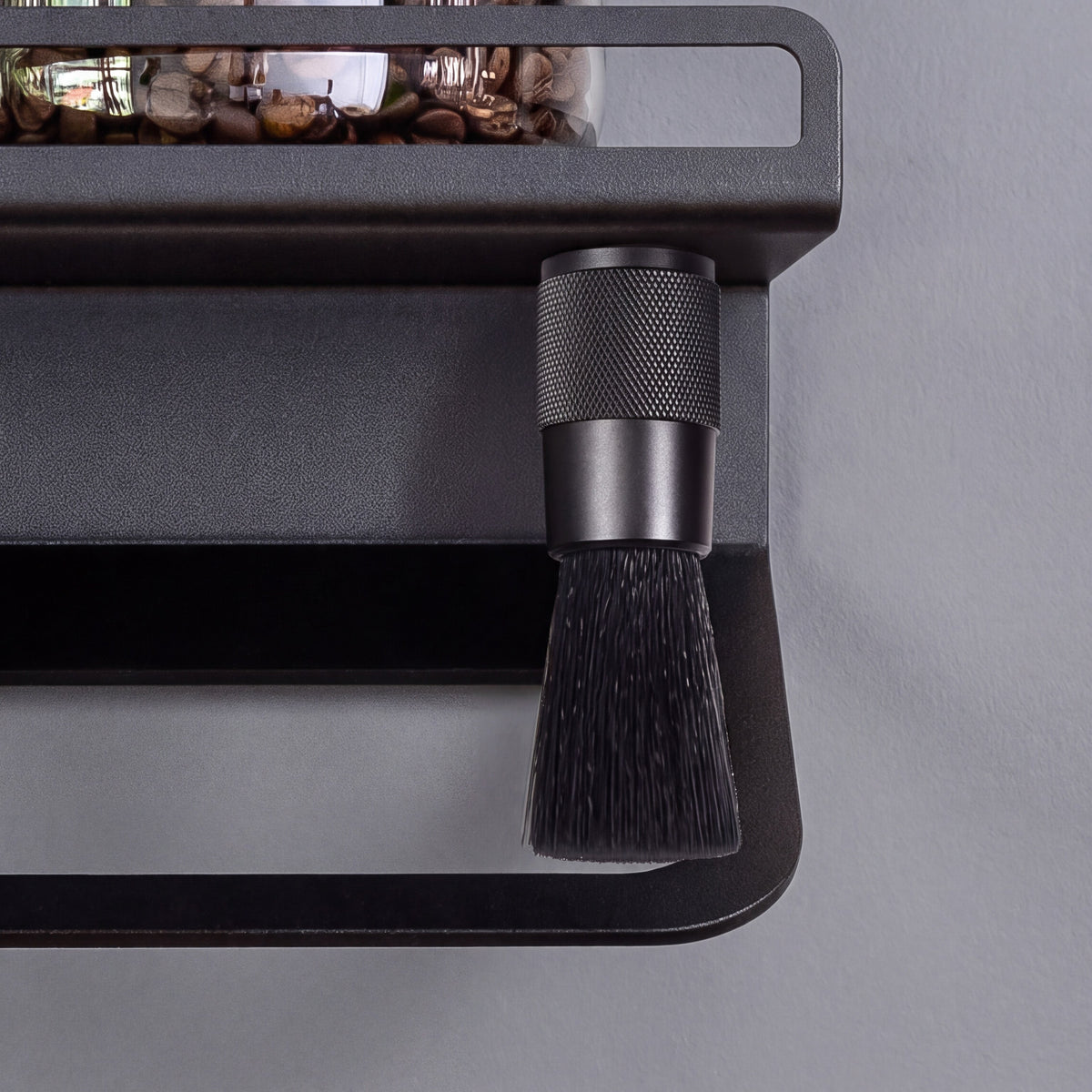 FLATE® Magnetic Barista Brush : pinceau de barista magnétique pour nettoyer le porte-filtre